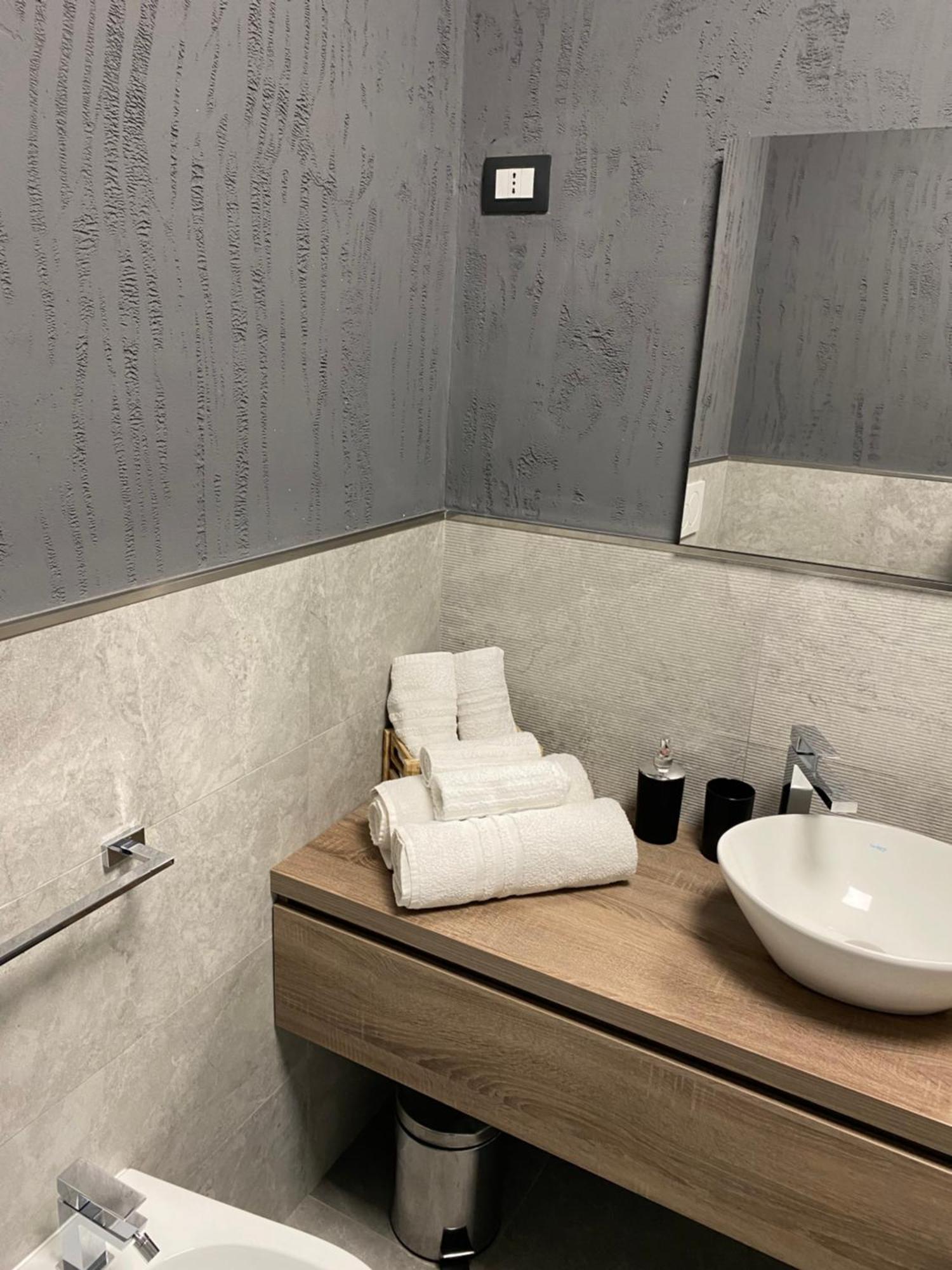 Apartment Cavour 68 卡利亚里 外观 照片