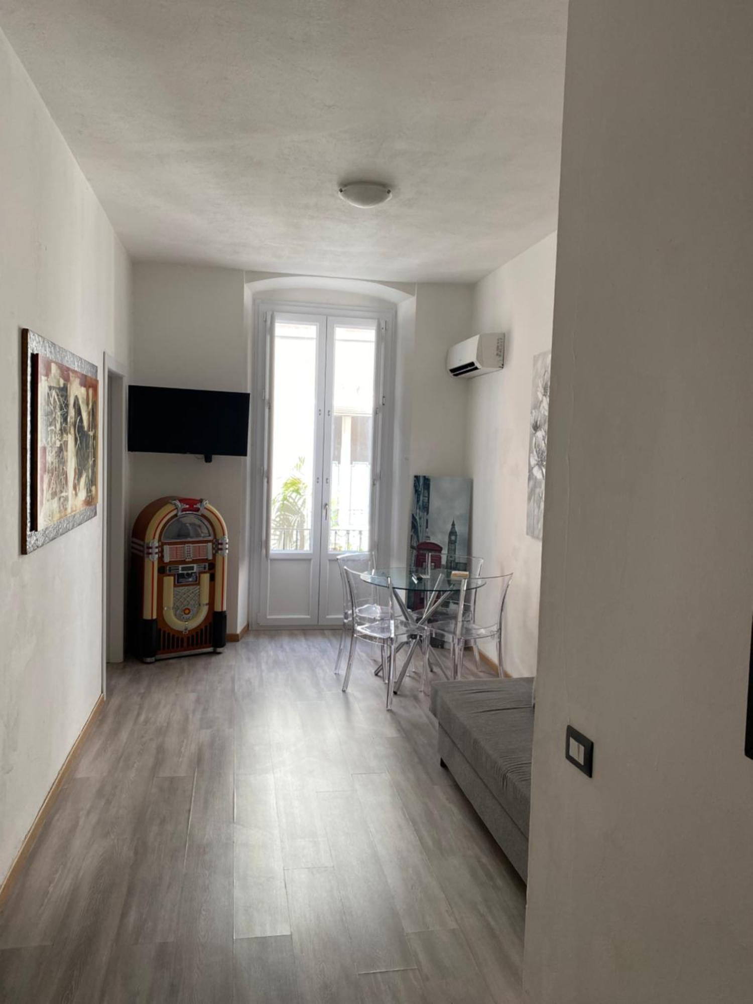 Apartment Cavour 68 卡利亚里 外观 照片